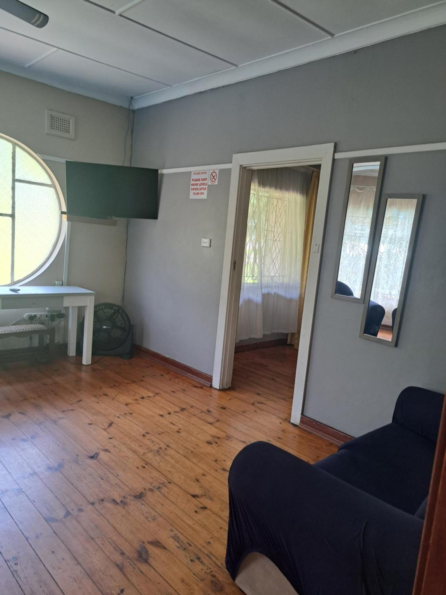 Pmb Backpackers Lodge Pietermaritzburg Bagian luar foto