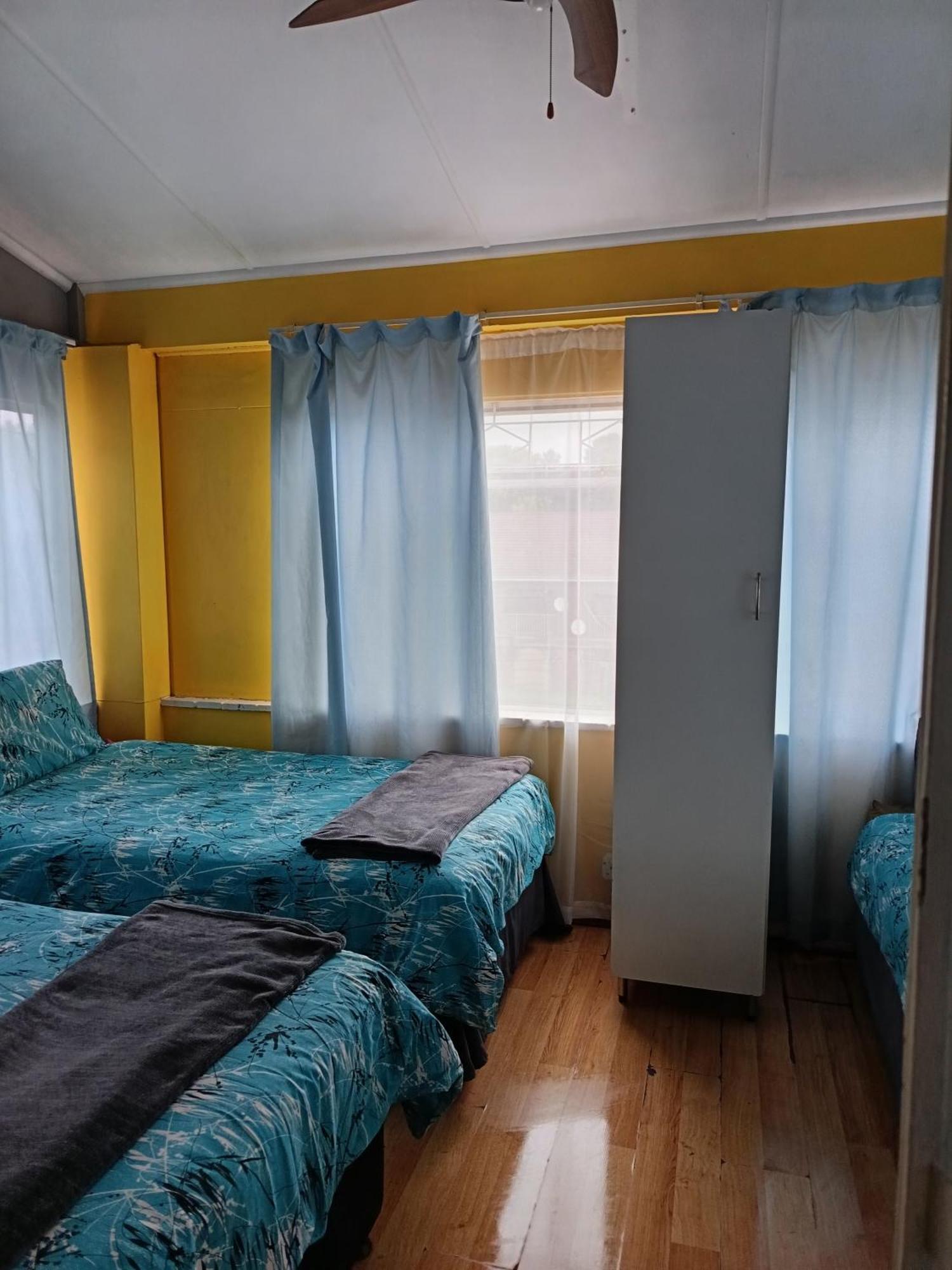 Pmb Backpackers Lodge Pietermaritzburg Bagian luar foto
